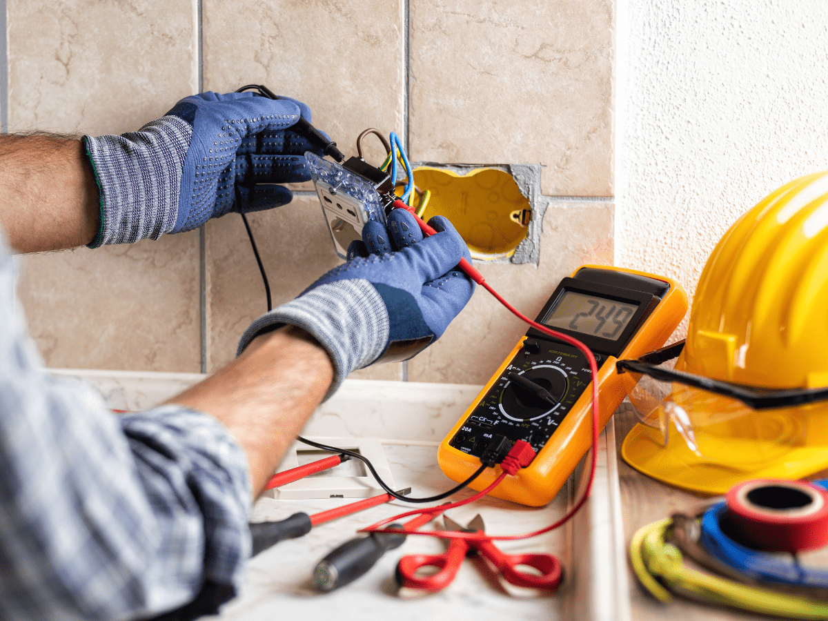 power-up-your-career-exploring-the-average-salary-dallas-texas-electrician