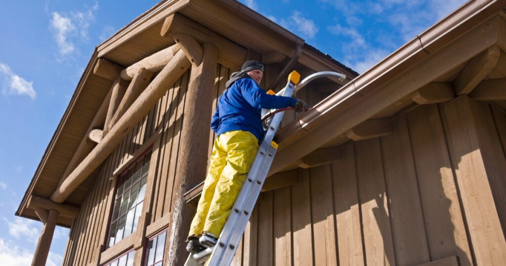 gutter cleaning service dallas tx