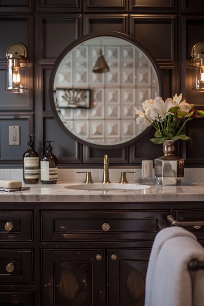 Art Deco Elegance in Small Bathrooms