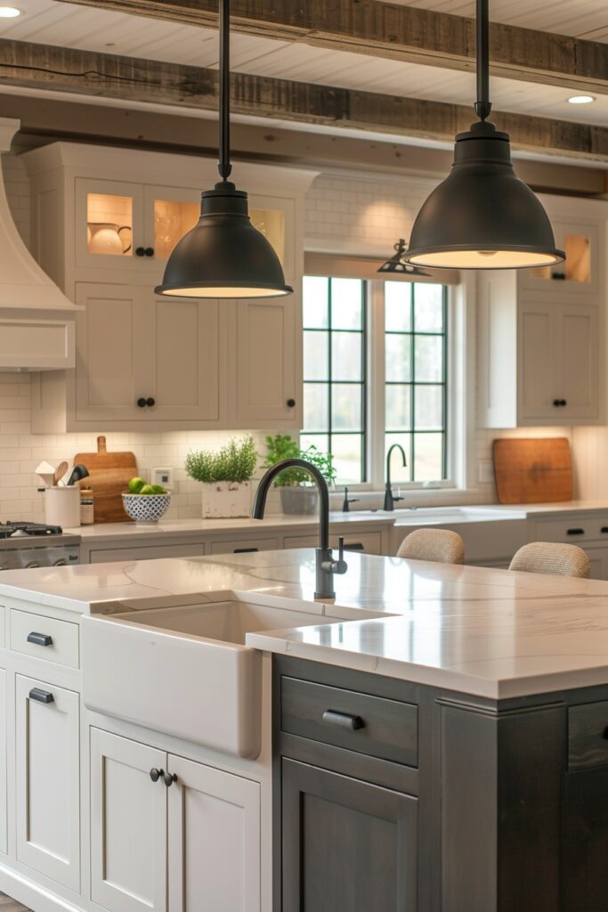 Contemporary Farmhouse Kitchen Elegance